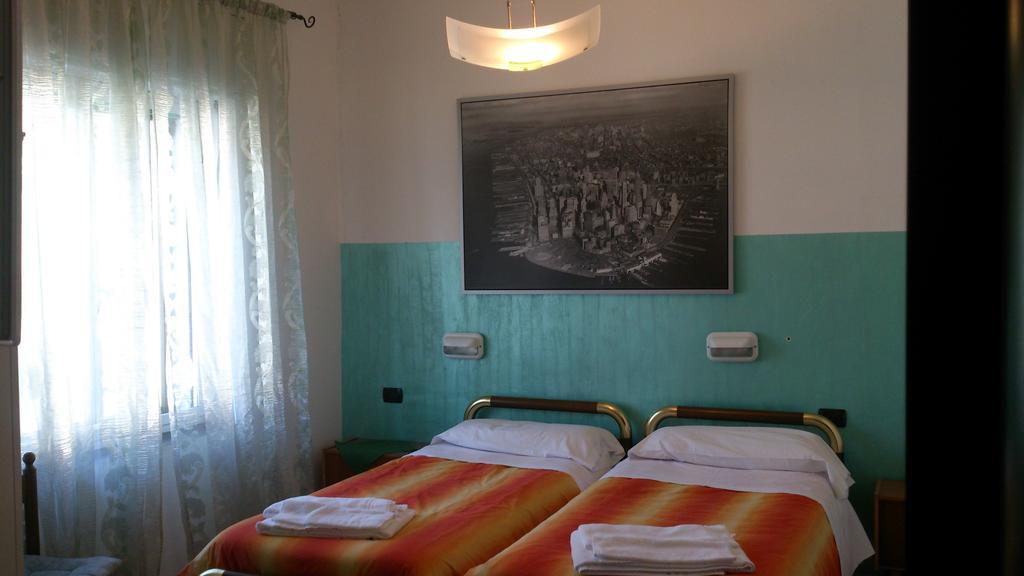 Hotel Paradise Bruzolo Δωμάτιο φωτογραφία